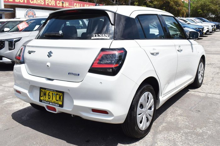2024 Suzuki Swift Hybrid UZ Pure White