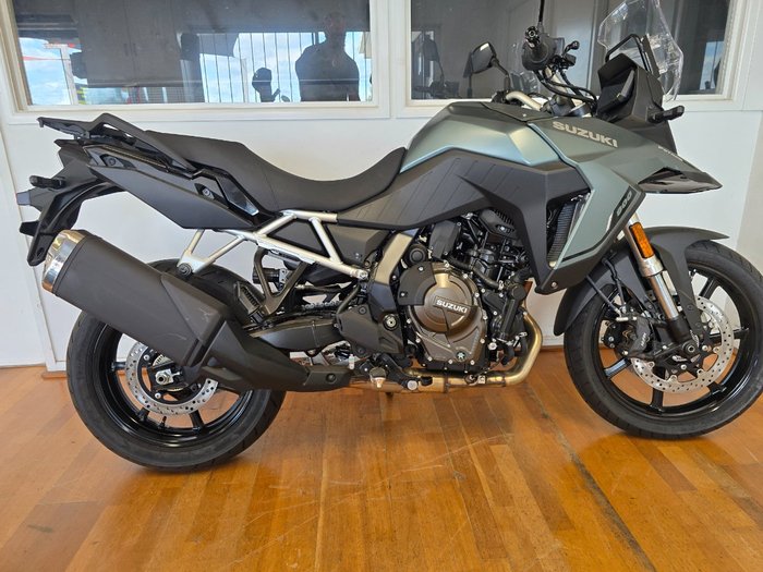 2024 Suzuki V-STROM 800 (DL800RQ) Green