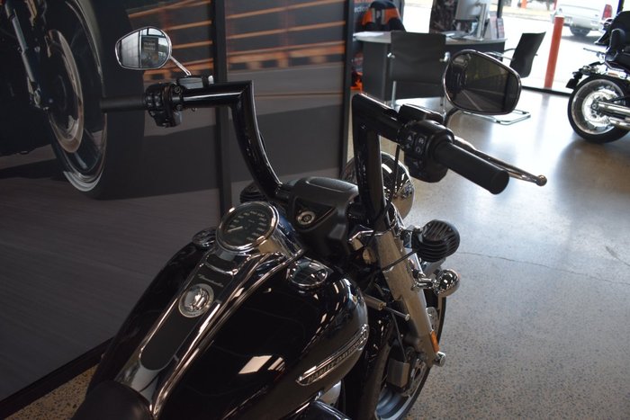 2020 Harley-davidson FLRT FREEWHEELER BLACK