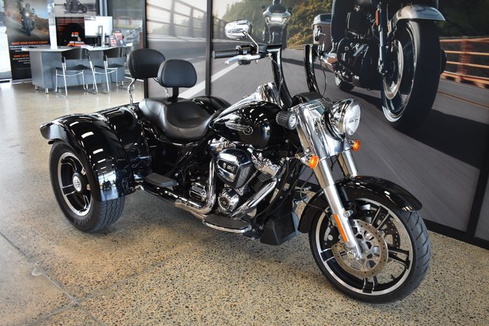 2020 Harley-davidson FLRT FREEWHEELER BLACK