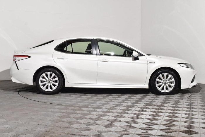 2020 Toyota Camry Ascent Sport