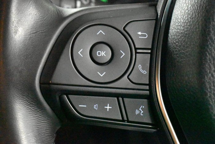 2020 Toyota Camry Ascent Sport