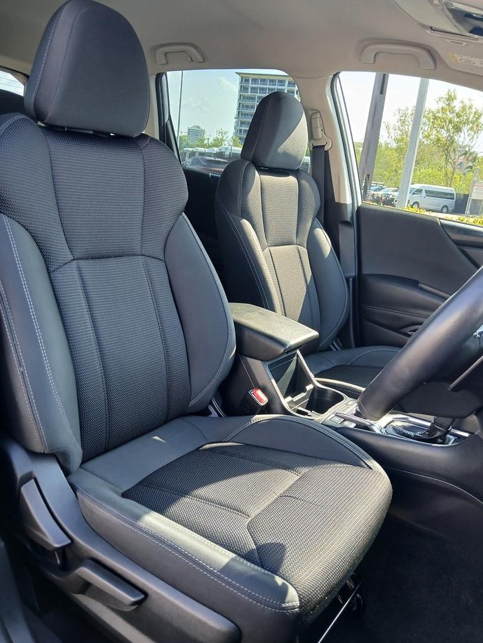 2023 Subaru Forester 2.5i