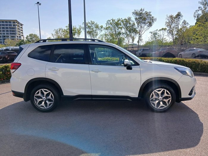 2024 Subaru Forester 2.5i