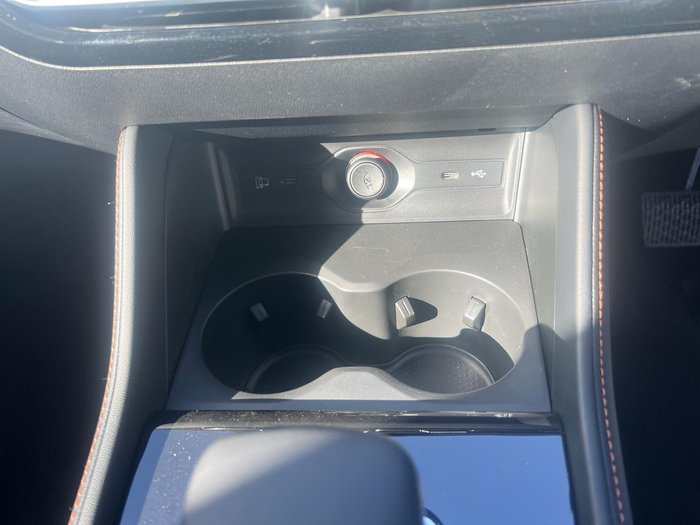 2025 MG HS Super Hybrid Essence