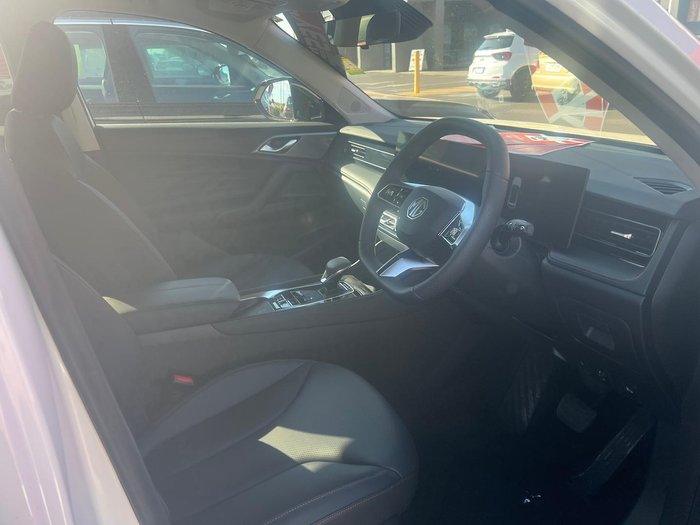 2025 MG HS Super Hybrid Essence