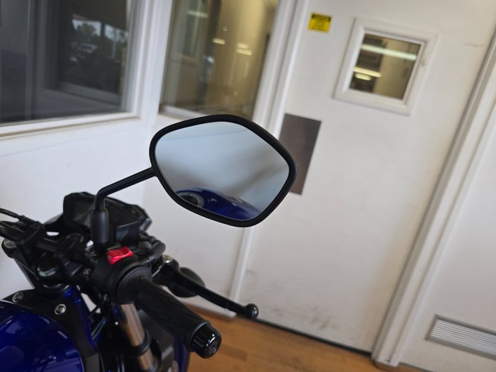 2025 Suzuki SV650 LAMS Blue and black