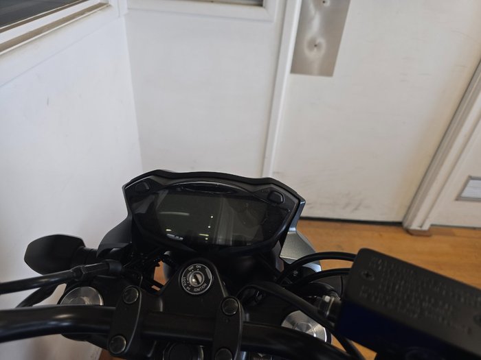 2025 Suzuki SV650 LAMS Blue and black