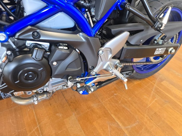 2025 Suzuki SV650 LAMS Blue and black