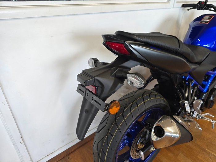 2025 Suzuki SV650 LAMS Blue and black