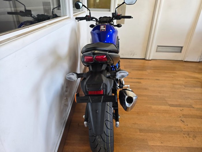 2025 Suzuki SV650 LAMS Blue and black