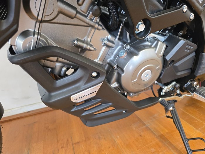 2023 Suzuki V-STROM 650XT LAMS (DL650XAUE) Blue/ white