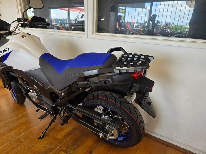 2023 Suzuki V-STROM 650XT LAMS (DL650XAUE) Blue/ white