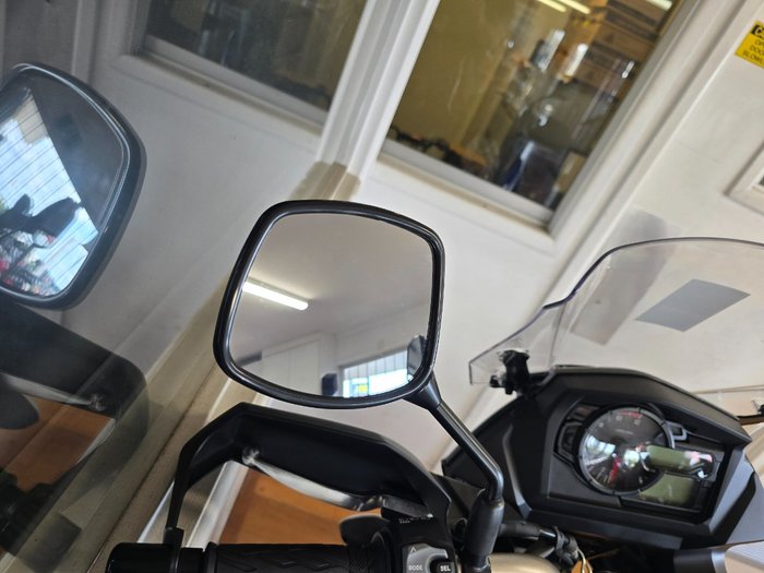 2023 Suzuki V-STROM 650XT LAMS (DL650XAUE) Blue/ white