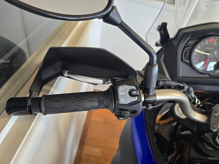 2023 Suzuki V-STROM 650XT LAMS (DL650XAUE) Blue/ white