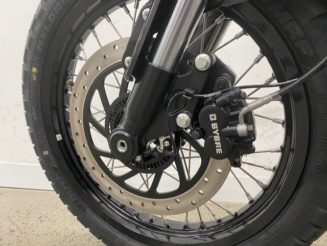 2025 Royal Enfield 2025 650CC INTERCEPTOR BEAR 650 Road