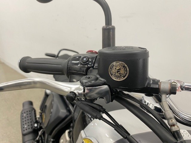 2025 Royal Enfield 2025 650CC INTERCEPTOR BEAR 650 Road