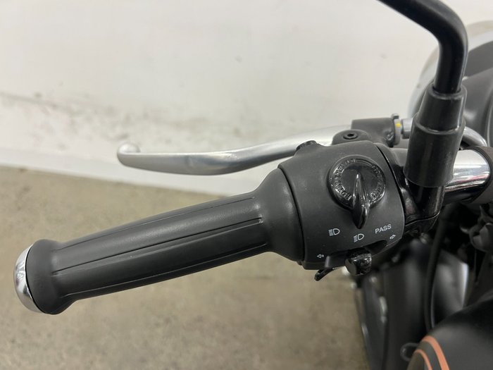 2025 Royal Enfield BULLET 350