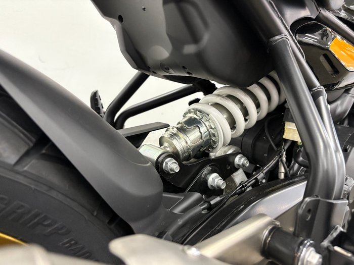 2025 Royal Enfield 2025 Royal Enfield 450CC HIMALAYAN 450 ROAD BLACK