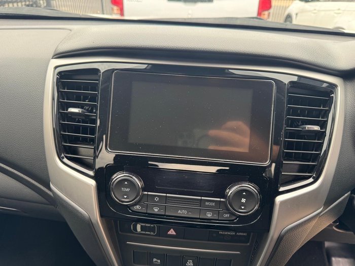 2021 Mitsubishi Triton GLX+ MR MY22 4X4 Dual Range White