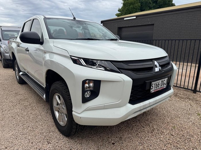 2021 Mitsubishi Triton GLX+ MR MY22 4X4 Dual Range White
