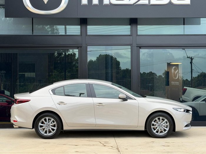 2025 Mazda 3 G20 Pure