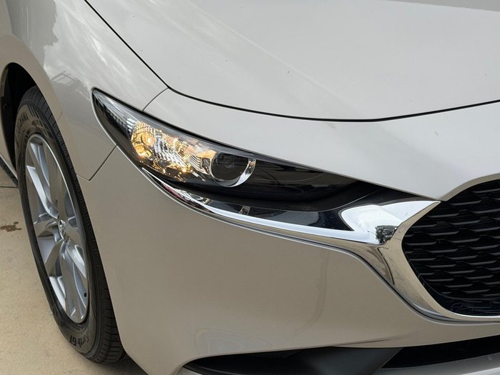 2025 Mazda 3 G20 Pure