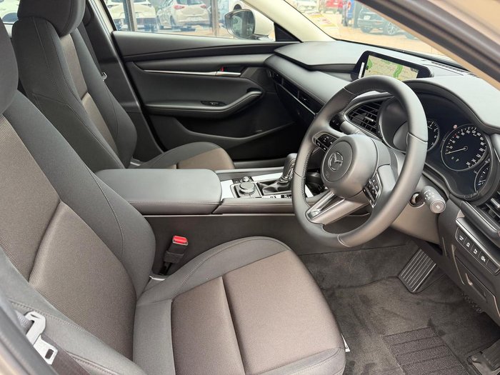 2025 Mazda 3 G20 Pure