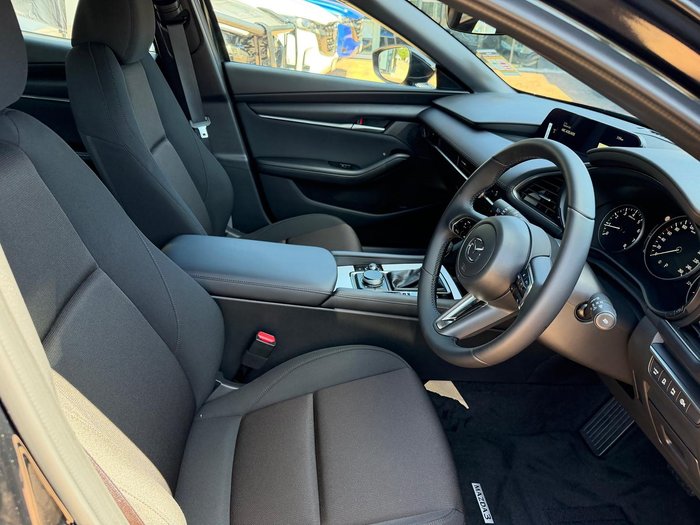 2025 Mazda 3 G20 Pure