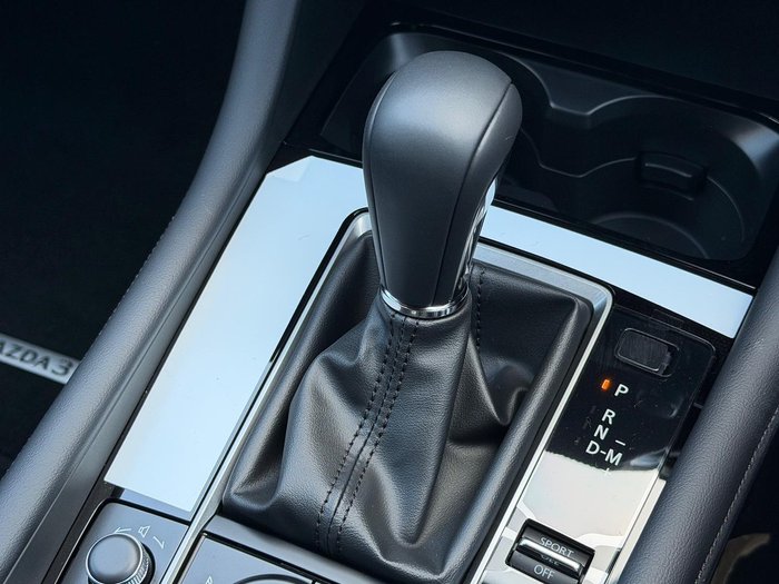 2025 Mazda 3 G20 Pure