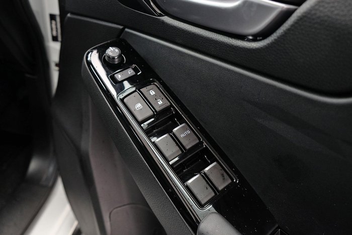 2024 Isuzu D-MAX X-TERRAIN MY24 4X4 Dual Range WHITE