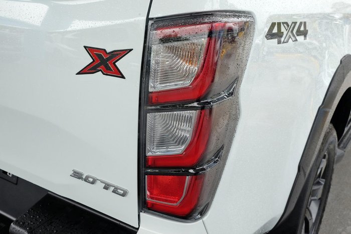 2024 Isuzu D-MAX X-TERRAIN MY24 4X4 Dual Range Moonstone White