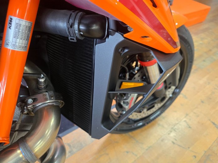 2024 Ktm 1390 SUPER DUKE R Orange