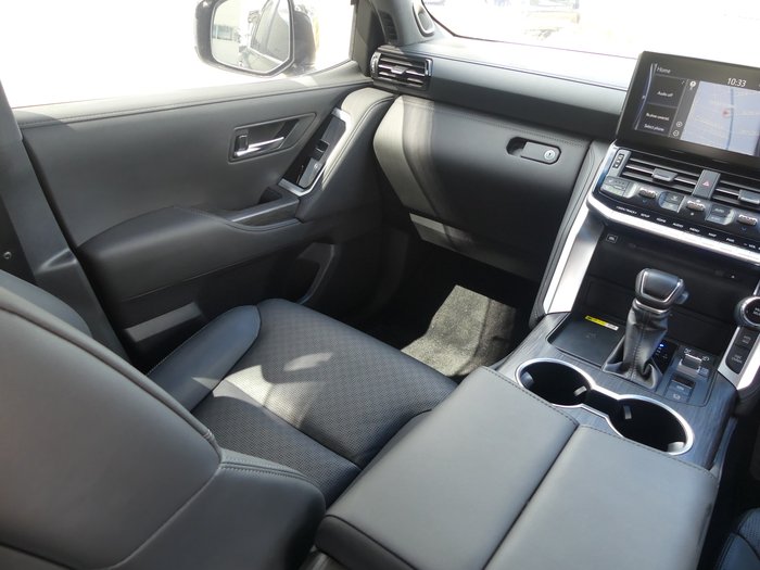 2023 Toyota Landcruiser Sahara ZX