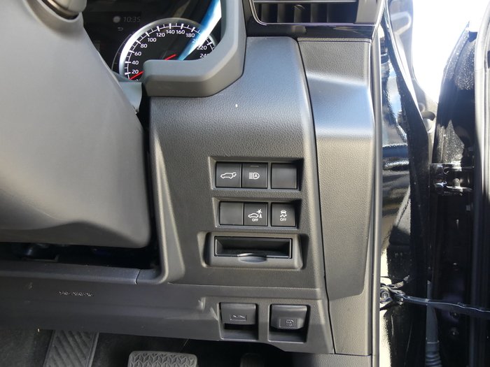 2023 Toyota Landcruiser Sahara ZX