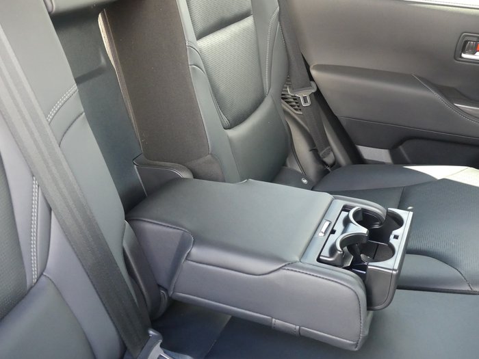 2023 Toyota Landcruiser Sahara ZX