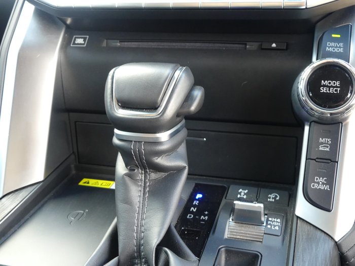 2023 Toyota Landcruiser Sahara ZX