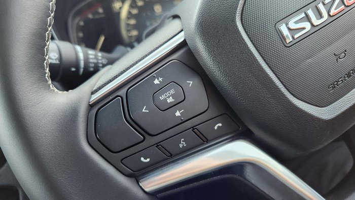 2025 Isuzu D-MAX LS-U