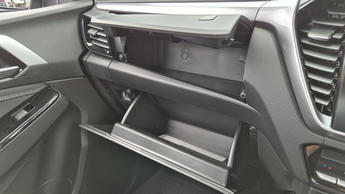 2025 Isuzu D-MAX LS-U