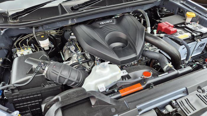 2025 Isuzu D-MAX LS-U