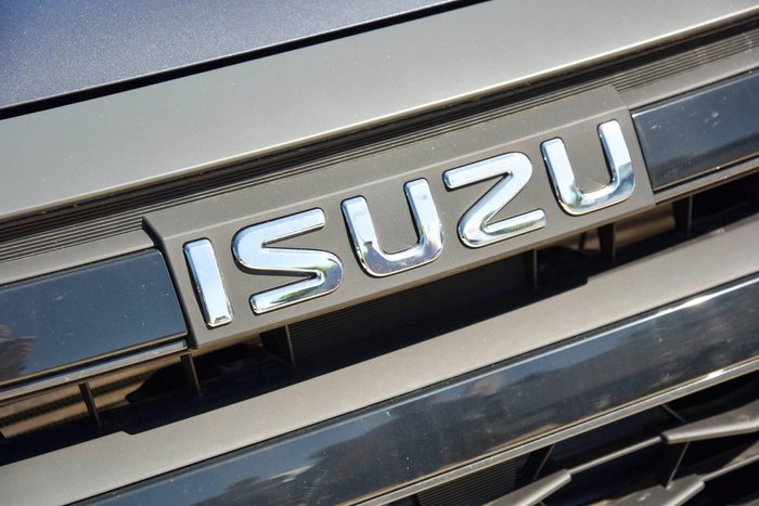2025 Isuzu D-MAX SX