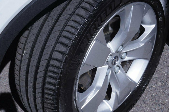 2020 Volvo XC40 T4 Momentum