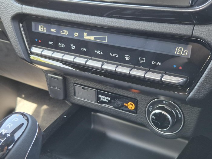 2025 Isuzu D-MAX X-TERRAIN