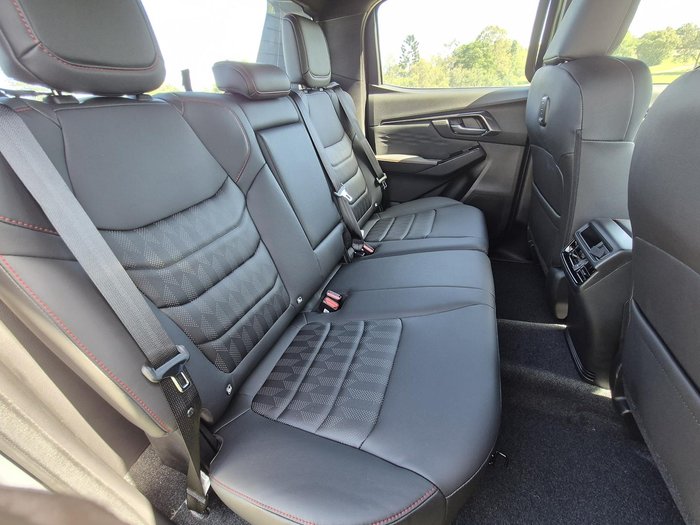 2025 Isuzu D-MAX X-TERRAIN