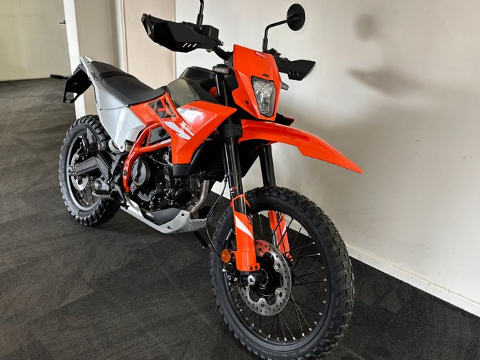 2025 Ktm 2025 Ktm 390CC ENDURO R Orange