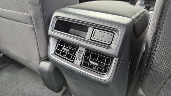 2025 Isuzu D-MAX LS-U