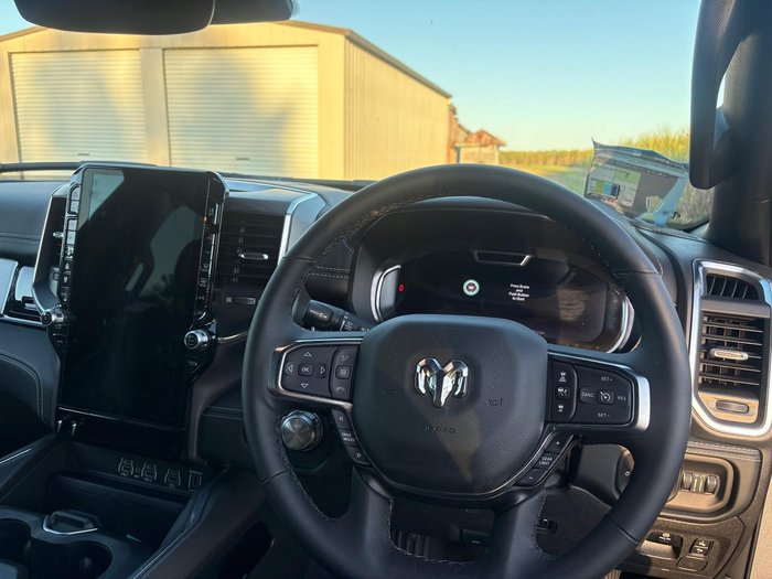 2024 RAM 1500 Laramie Sport Hurricane SO RamBox DT MY25 4X4 Dual Range Billet Silver