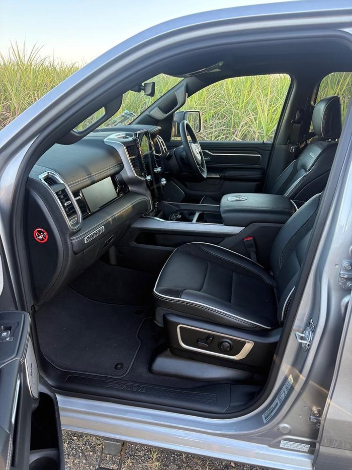 2024 RAM 1500 Laramie Sport Hurricane SO RamBox DT MY25 4X4 Dual Range Billet Silver