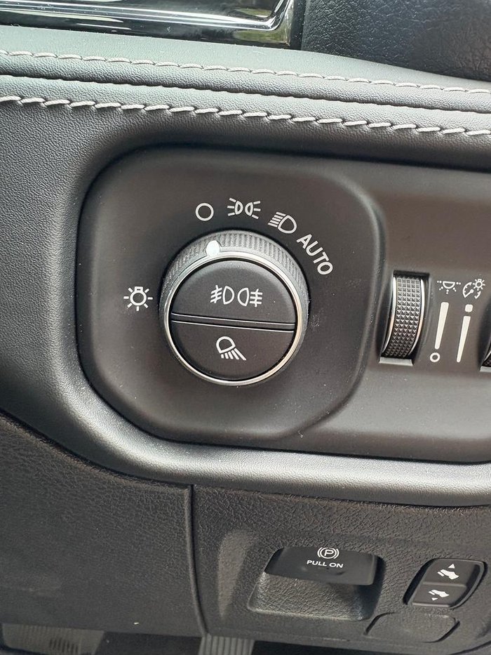 2024 RAM 1500 Laramie Sport Hurricane SO RamBox