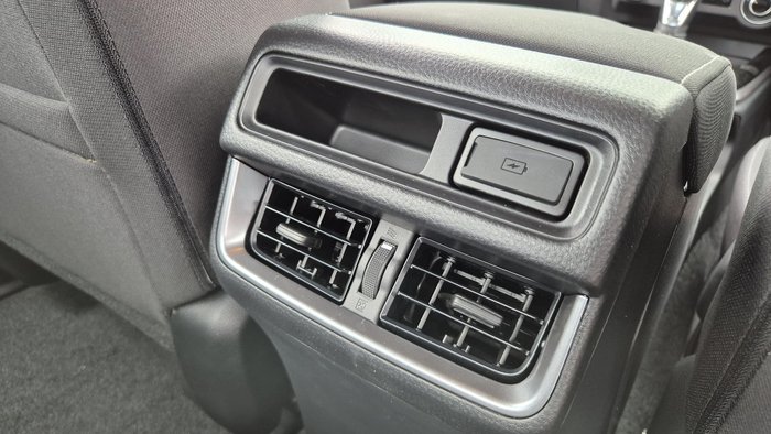 2025 Isuzu D-MAX LS-U